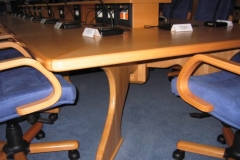 Tárgyaló asztal