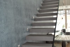 Lebegő beton lépcső